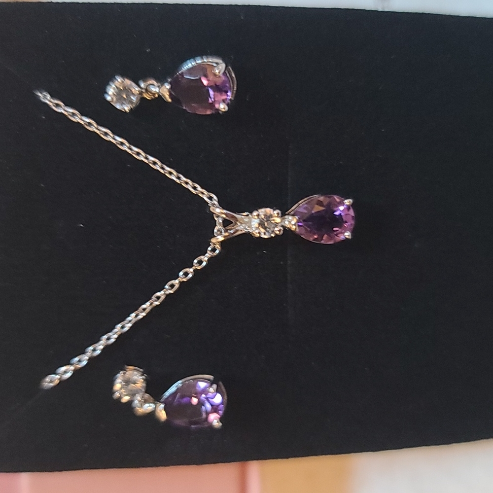 natural amethyst and white topaz pendant and earrings set.